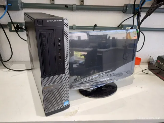PC Completo Dell I3 com tela de 16" + teclado + mouse