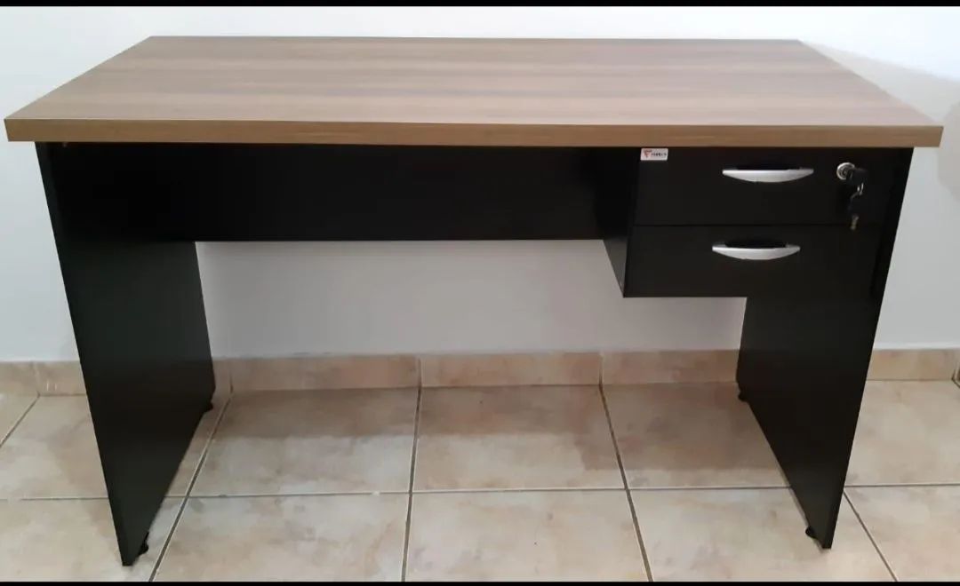 Mesa Reta para Escritório 64872310360323121