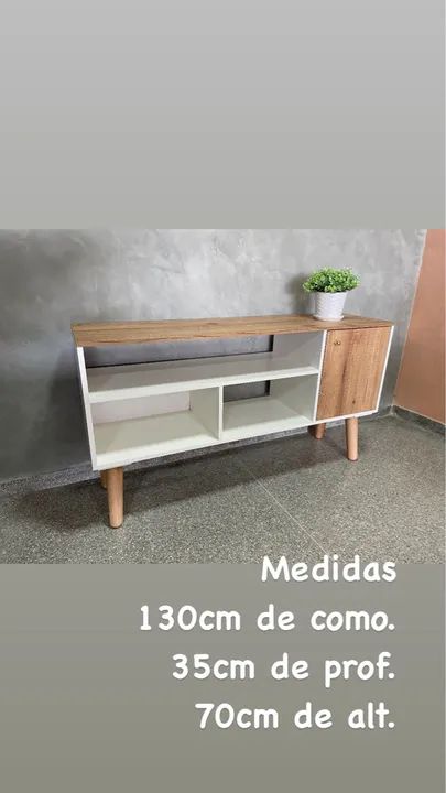 Rack retrô para TV disponível a pronta