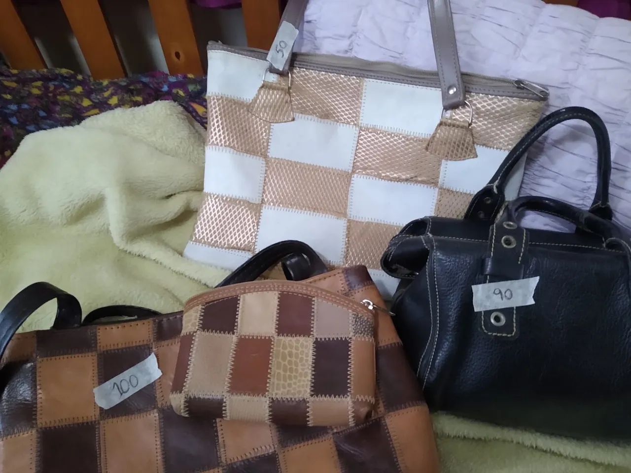 bolsas de couro legítimo usadas sem defeitos desapego preço na foto