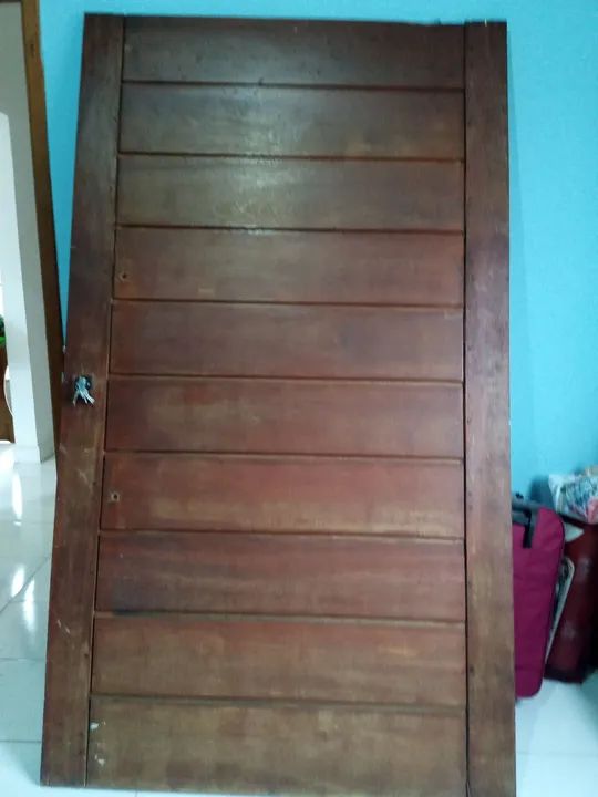 Porta de madeira maciça para área externa - Foto 4