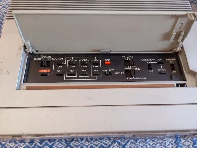 ( Leia ) Vídeo Cassete Portátil Panasonic PV-6000 + Receiver + Bolsa - Foto 6