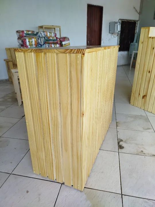 BALCÃO PARA ATENDIMENTO RIPADO 1.10 CM COM GAVETA - Foto 2