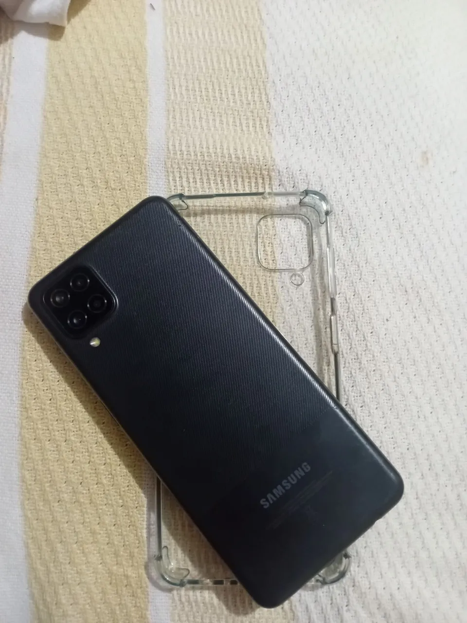 Samsung A12 usado