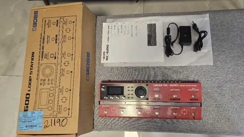Pedaleira Boss RC600