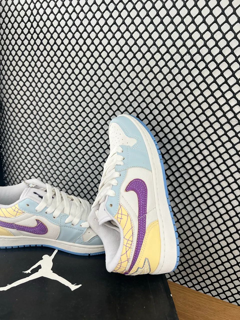 Tênis Air Jordan 1 Low Feminino promoção de Natal  - Foto 6