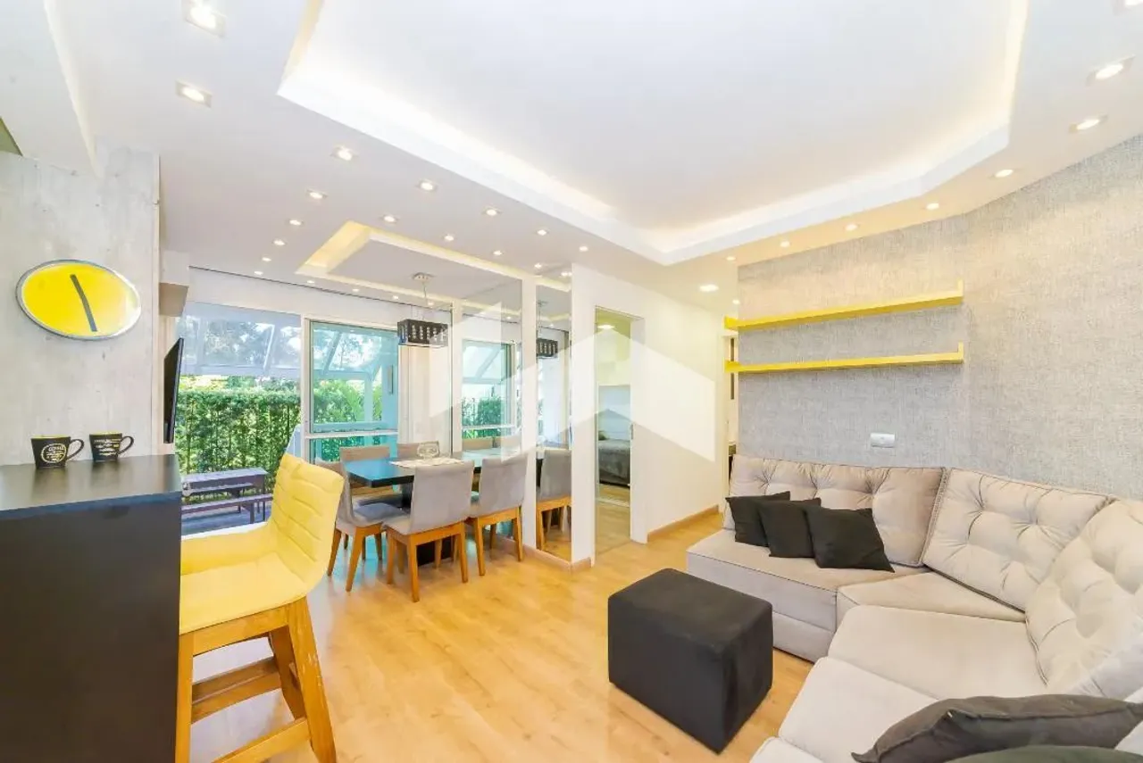 Apartamento com 98 m², 2 quartos para alugar no bairro Tingui.