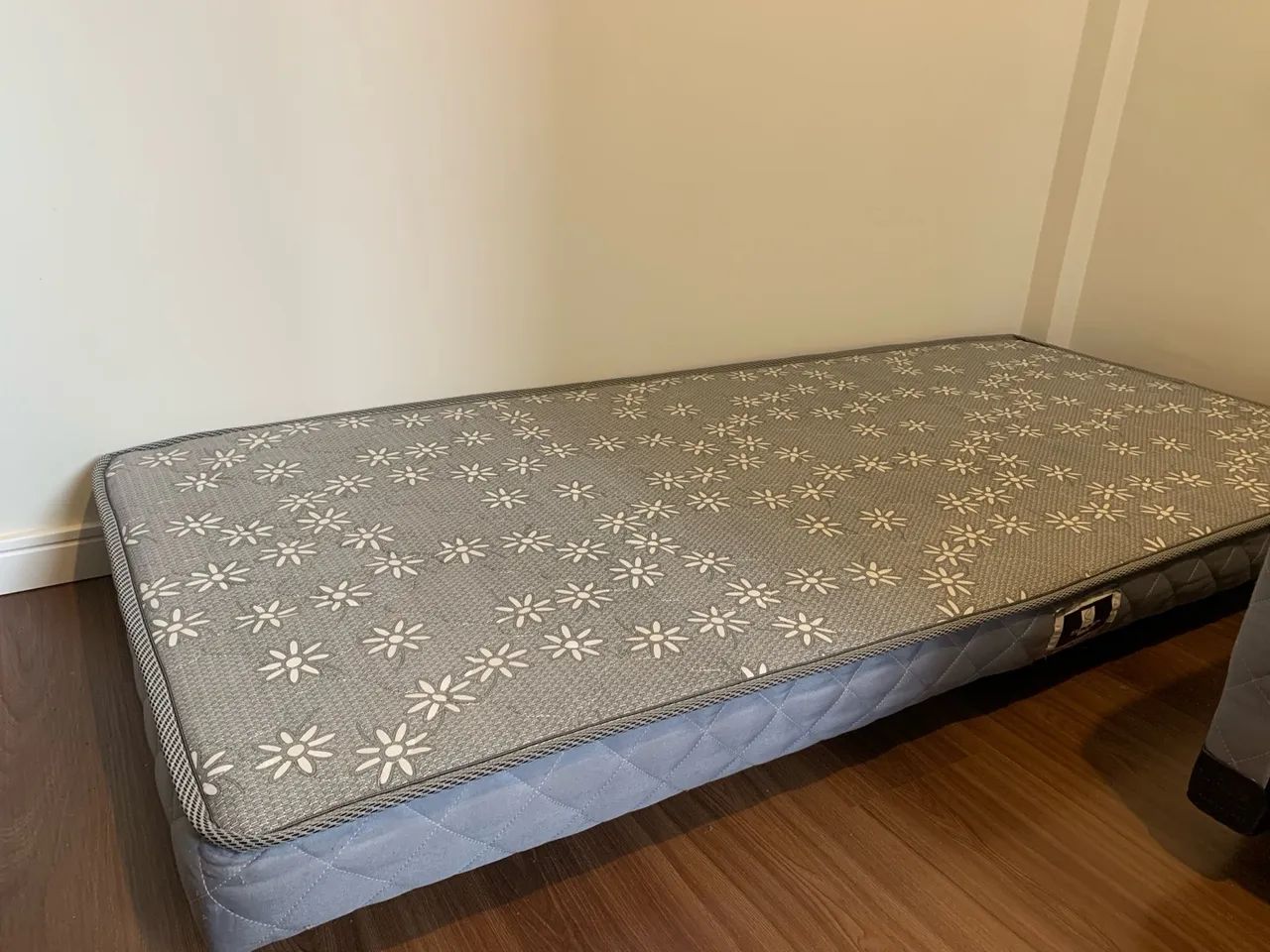 Cama solteiro com baú  - Foto 3