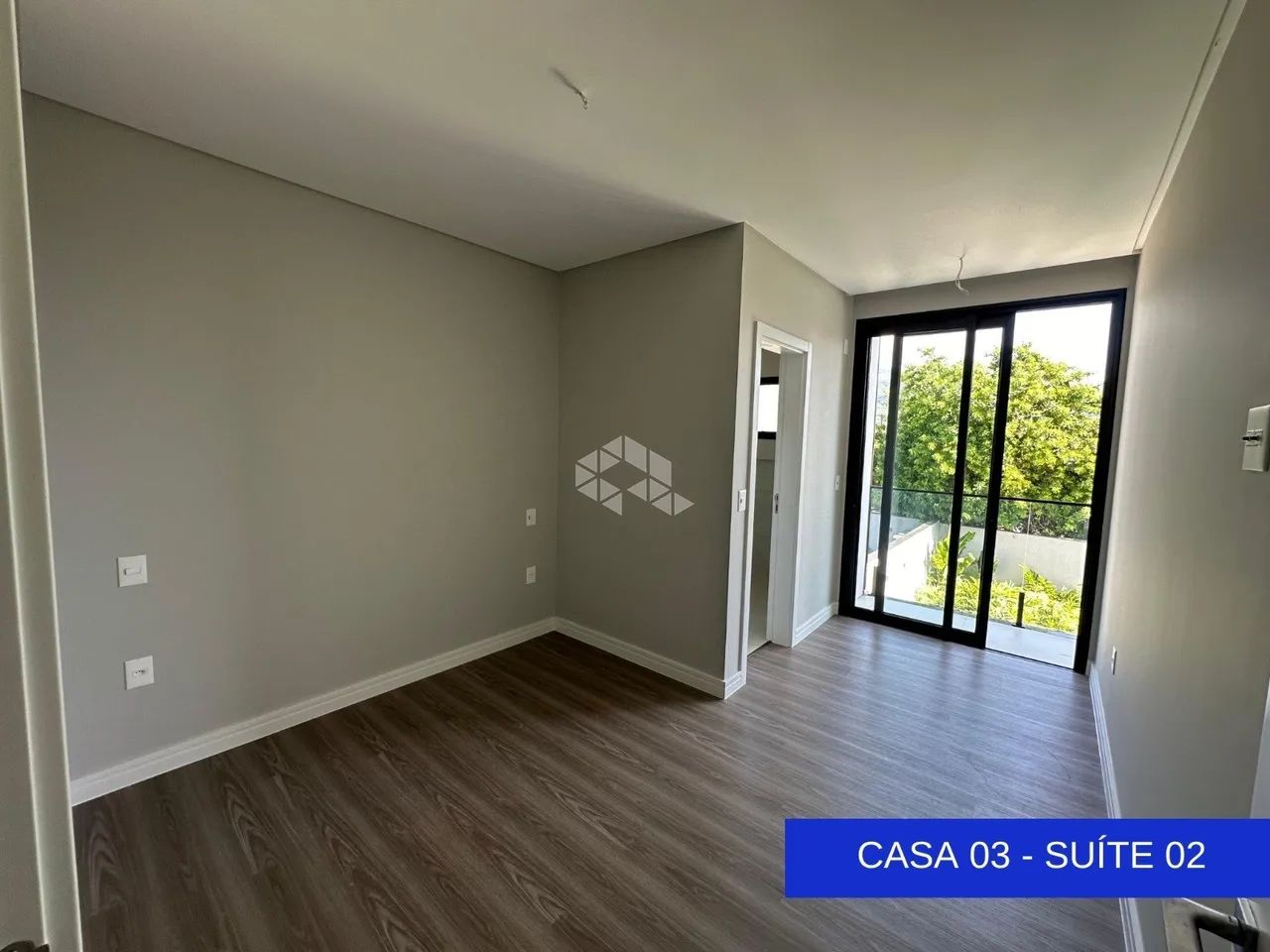 Casa próximo ao mar com 3 suítes com sacada em Porto belo. - Foto 4