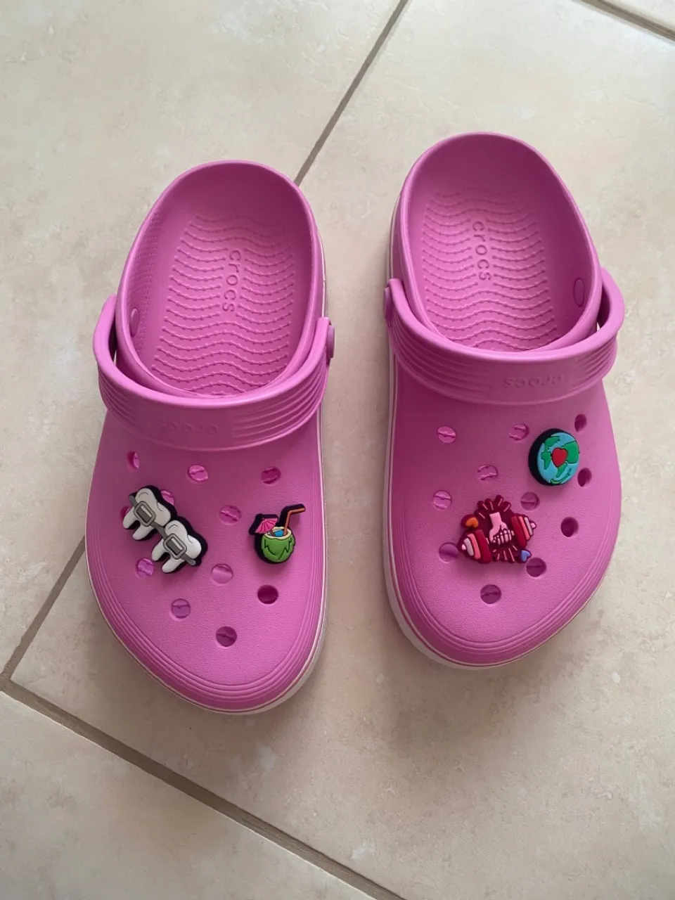 Chinelos Crocs Rosa