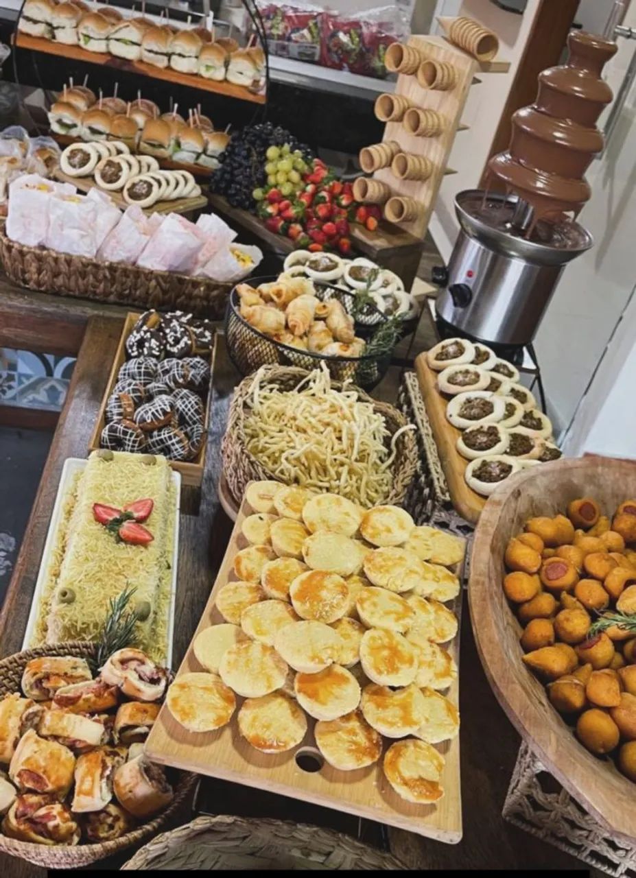 Confraternização com muita comida - Foto 4