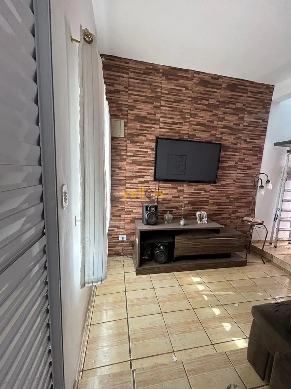 "Casa à Venda em Arujá: 3 Dormitórios e 2 Suítes por R$600k" - Foto 2