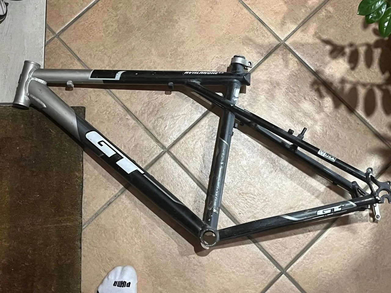 Quadro de bicicleta aro 26 GT Avalanche