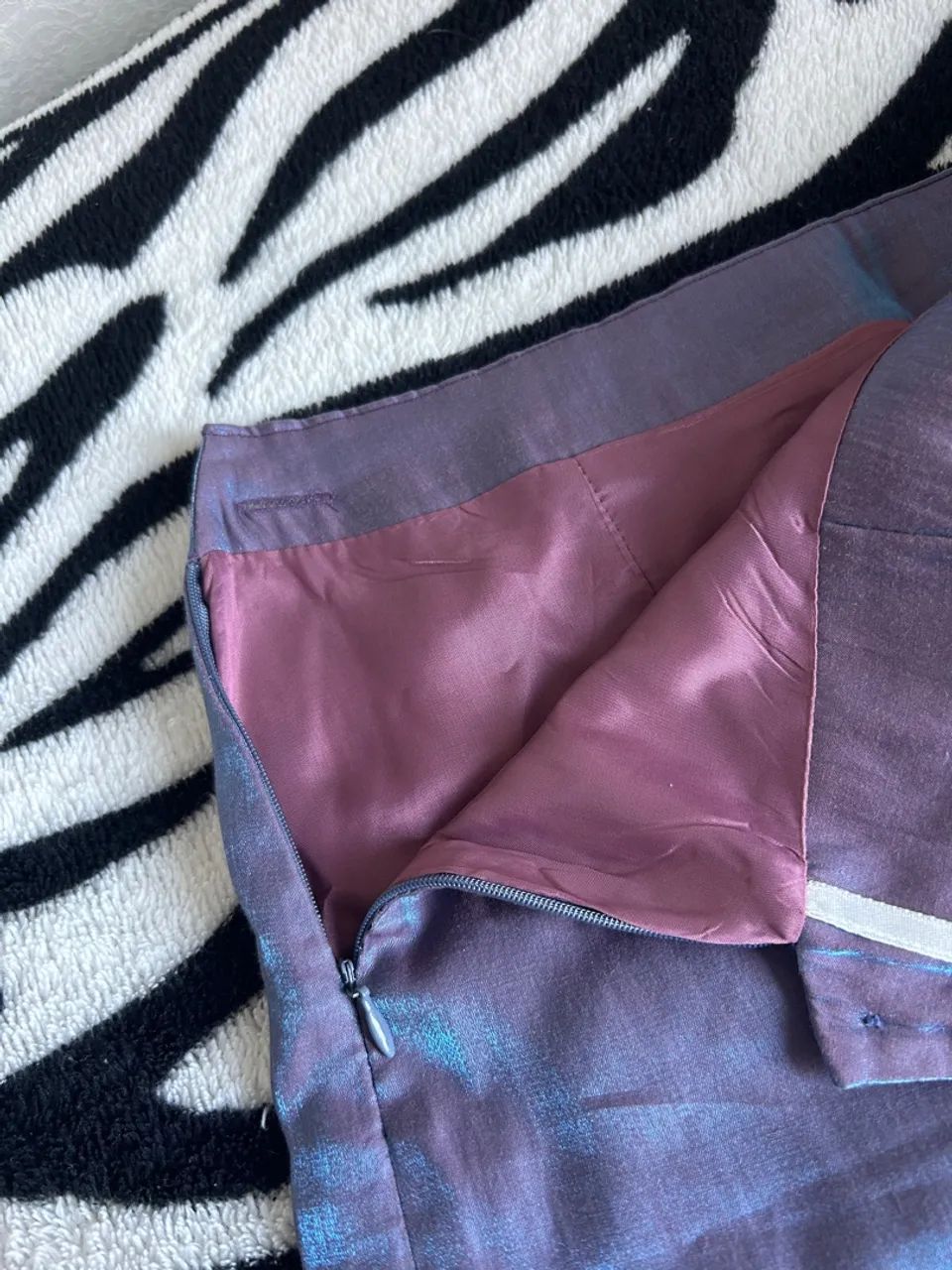 Conjunto Saia e  blusa  seda  - Foto 3
