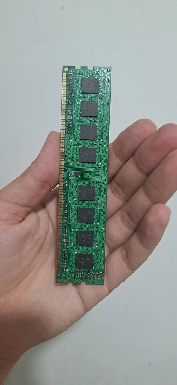 Memória RAM DDR3 4GB