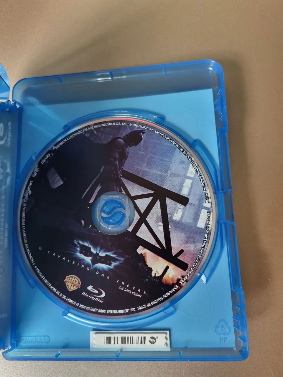 Batman - O Cavaleiro das Trevas Blu-ray dublado  - Foto 3