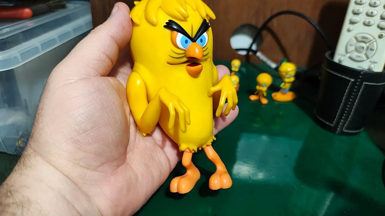 Piu Piu Monstro - Boneco da turma do Pernalonga - Colecionador  - Foto 2