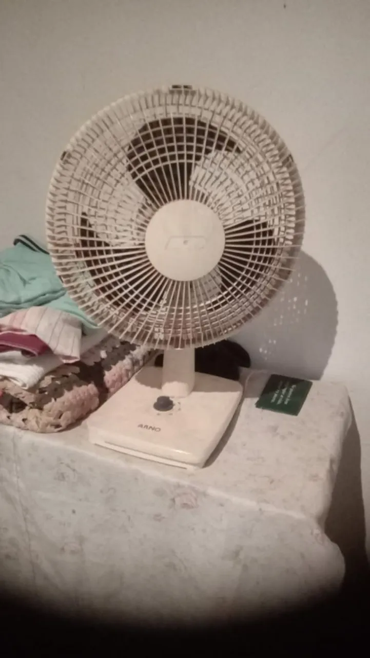 Ventilador de mesa Arno