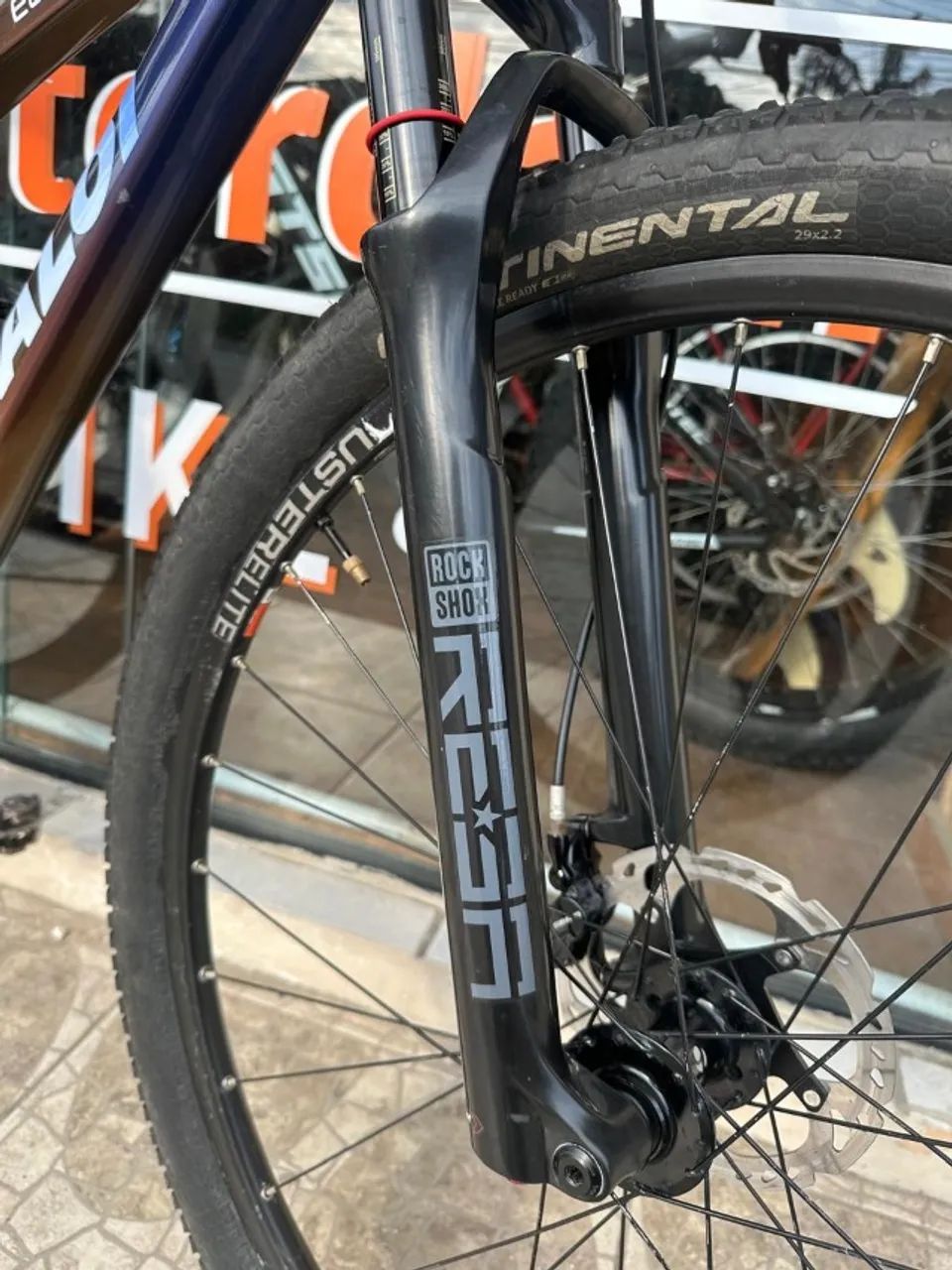  Bicicleta MTB Caloi Elite Carbon ARO 29 - Super Montada e Pronta pra Trilha!  - Foto 5