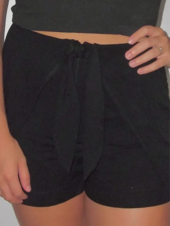 Short Preto com Amarração