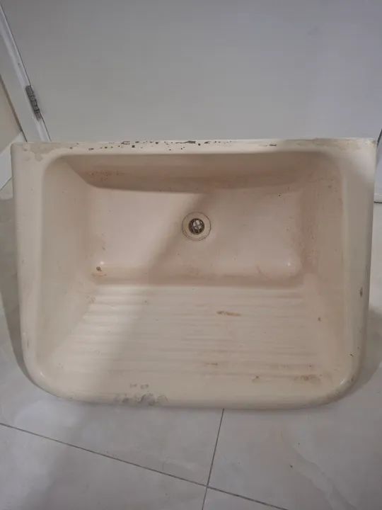 Tanque lavanderia mármore sintético branco,