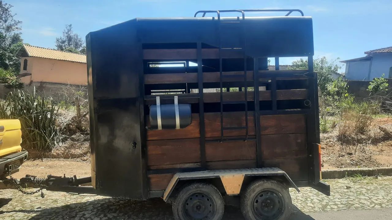 Reboque de cavalos - Carretinha para 2 cavalos