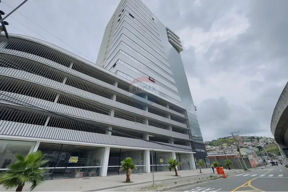 Sala comercial para locação no centro de Juiz de Fora