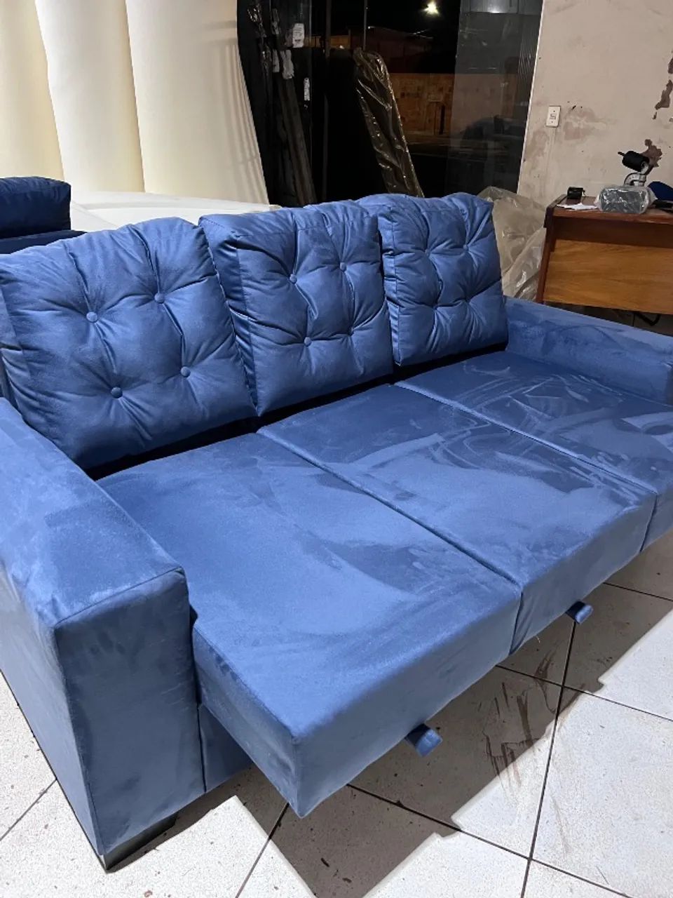 SOFA 3 LUGARES NOVO RETRÁTIL PROMOÇÃO  - Foto 4