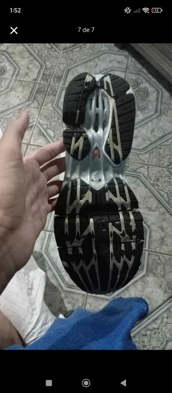 Mizuno pro 8 branco com detalhes dourado, apenas com grave no bico, de resto tá zero, jgd - Foto 5