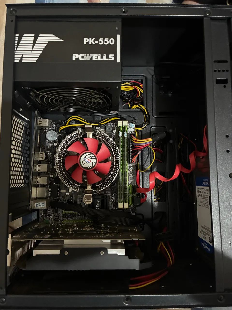 Computer with Graphics Card64617597809155122