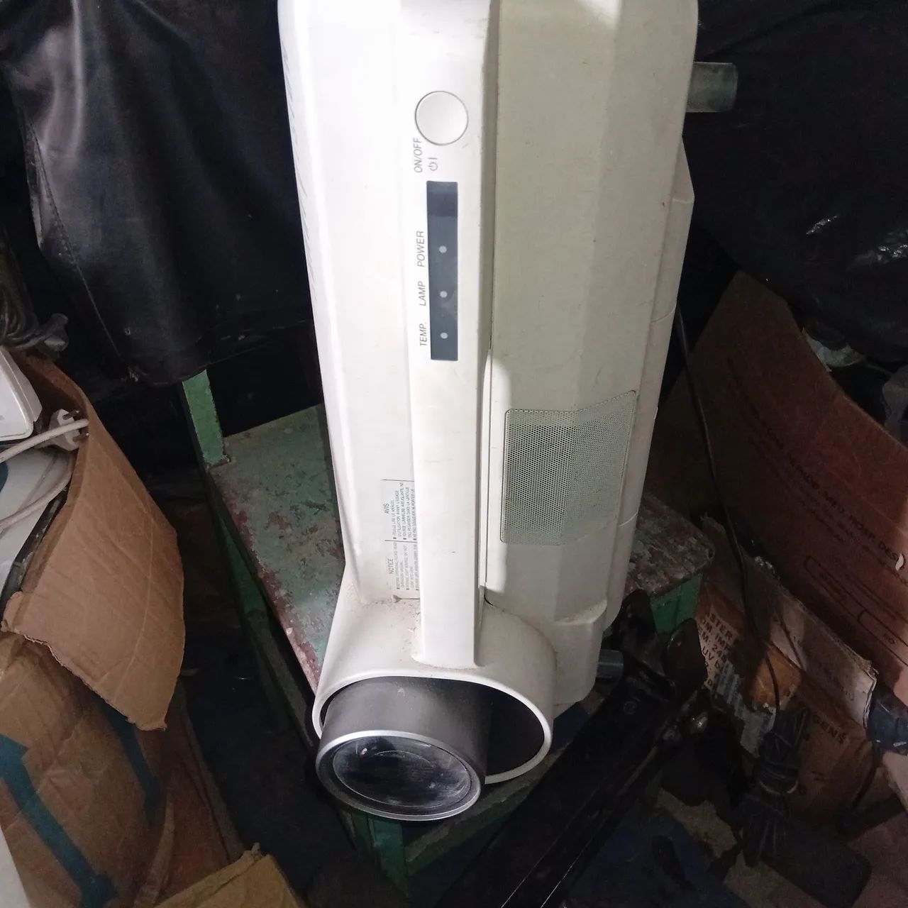 Projetor SHARPVISION - Ótimo estado!63824116326529123