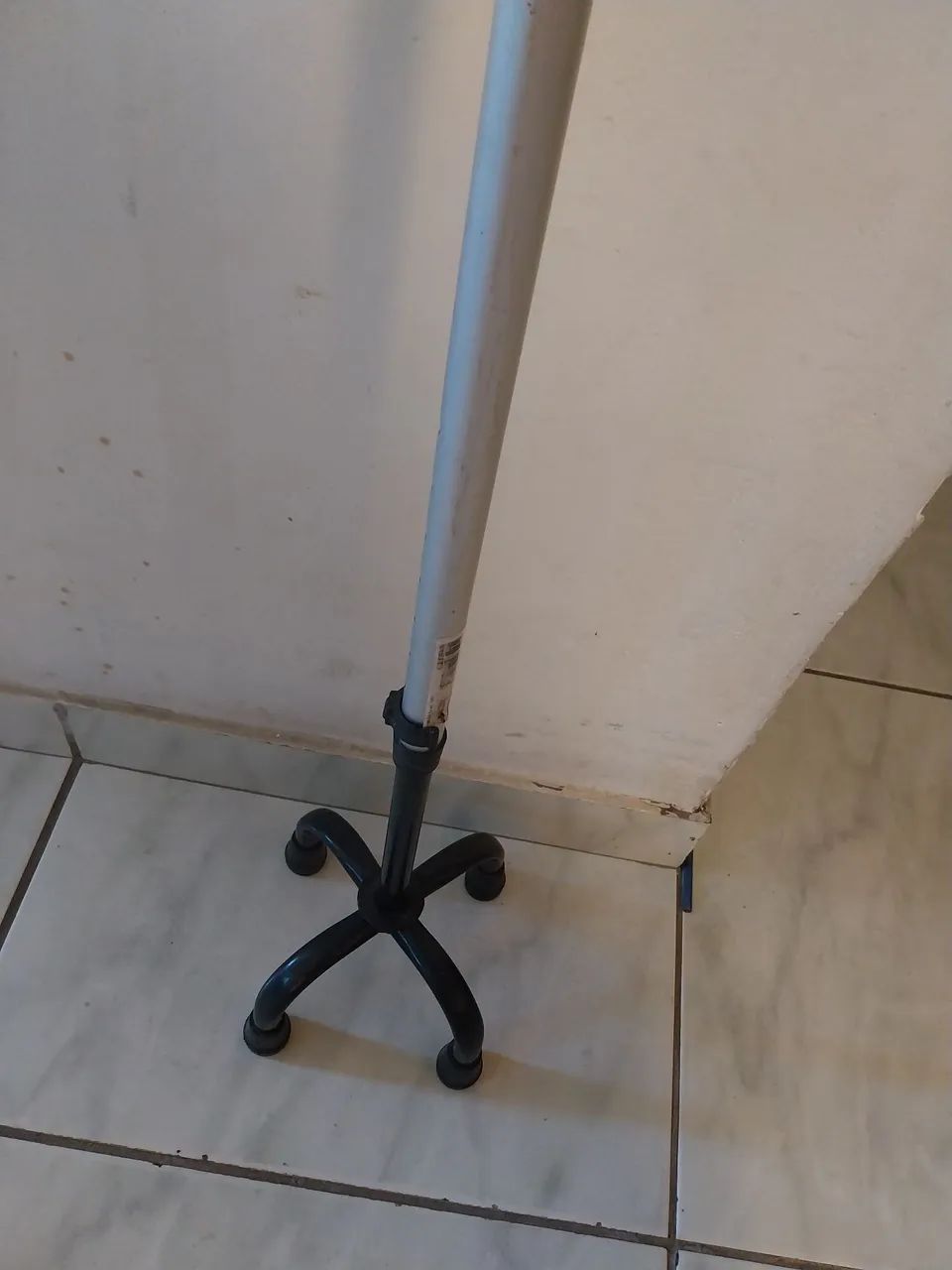 Bengala de quatro pontas - Conforto e segurança