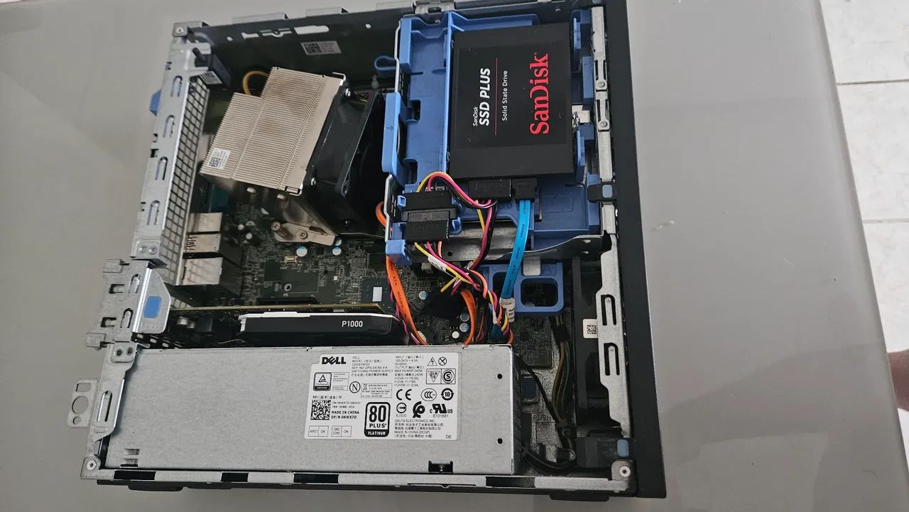 Dell Precision Tower 3420 - Xeon - Computadores e Desktops