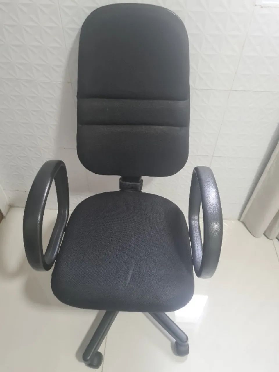 Vendo cadeira executiva para escritório 