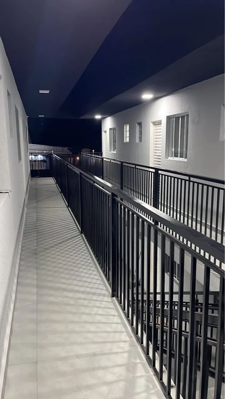 Apartamento Kitnet Semi-Mobiliada Zona 6 Maringá  - Foto 3