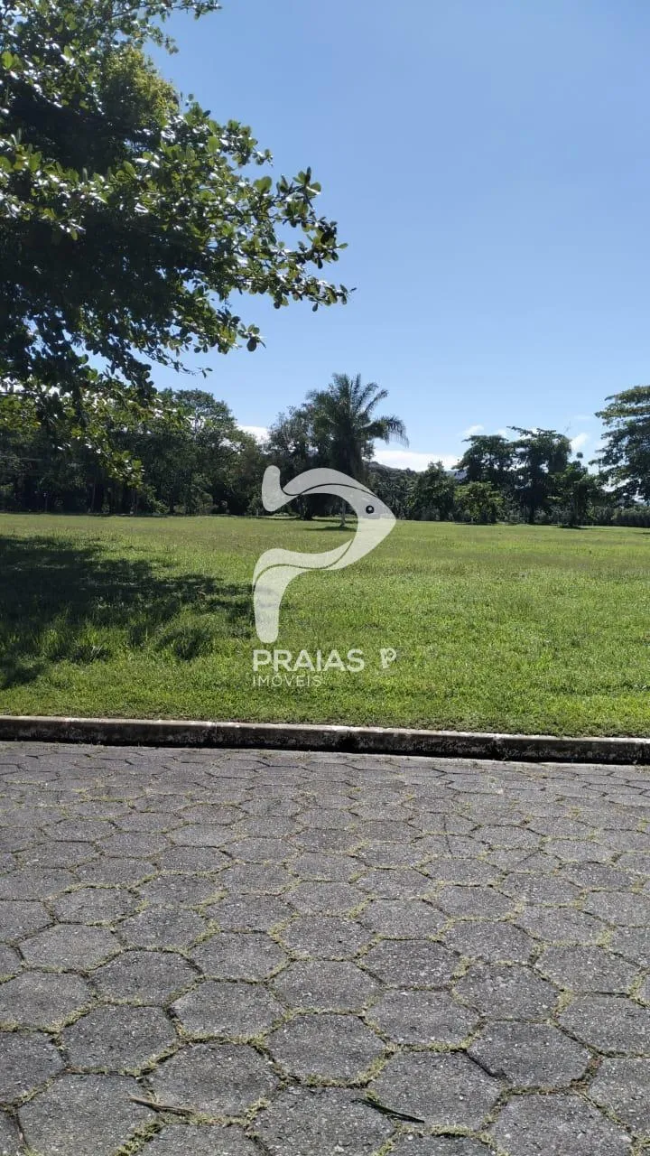 Terreno à venda no condomínio Jardim Acapulco