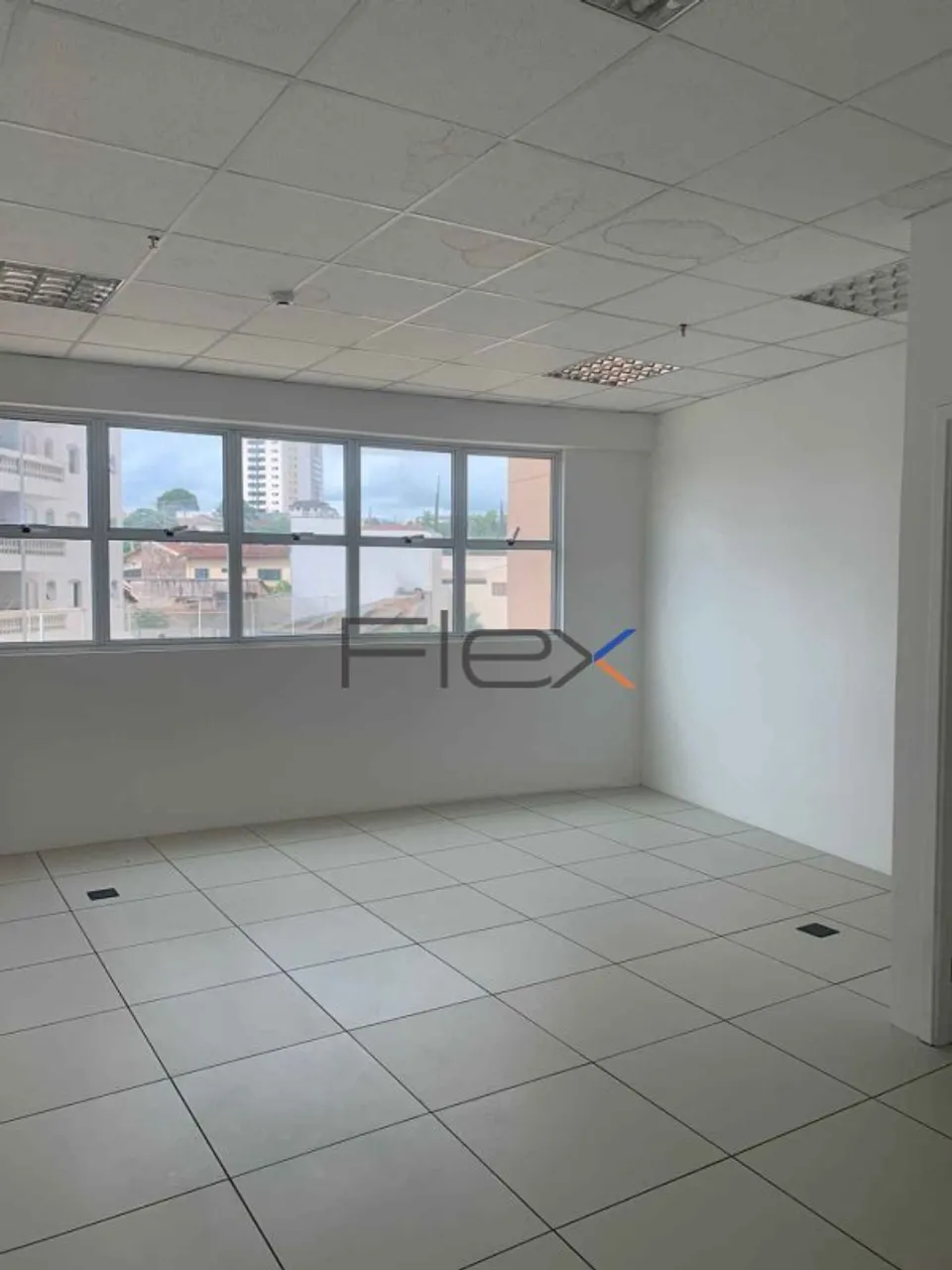 Sala para venda com 32 m² em Higienópolis, Bauru - SP