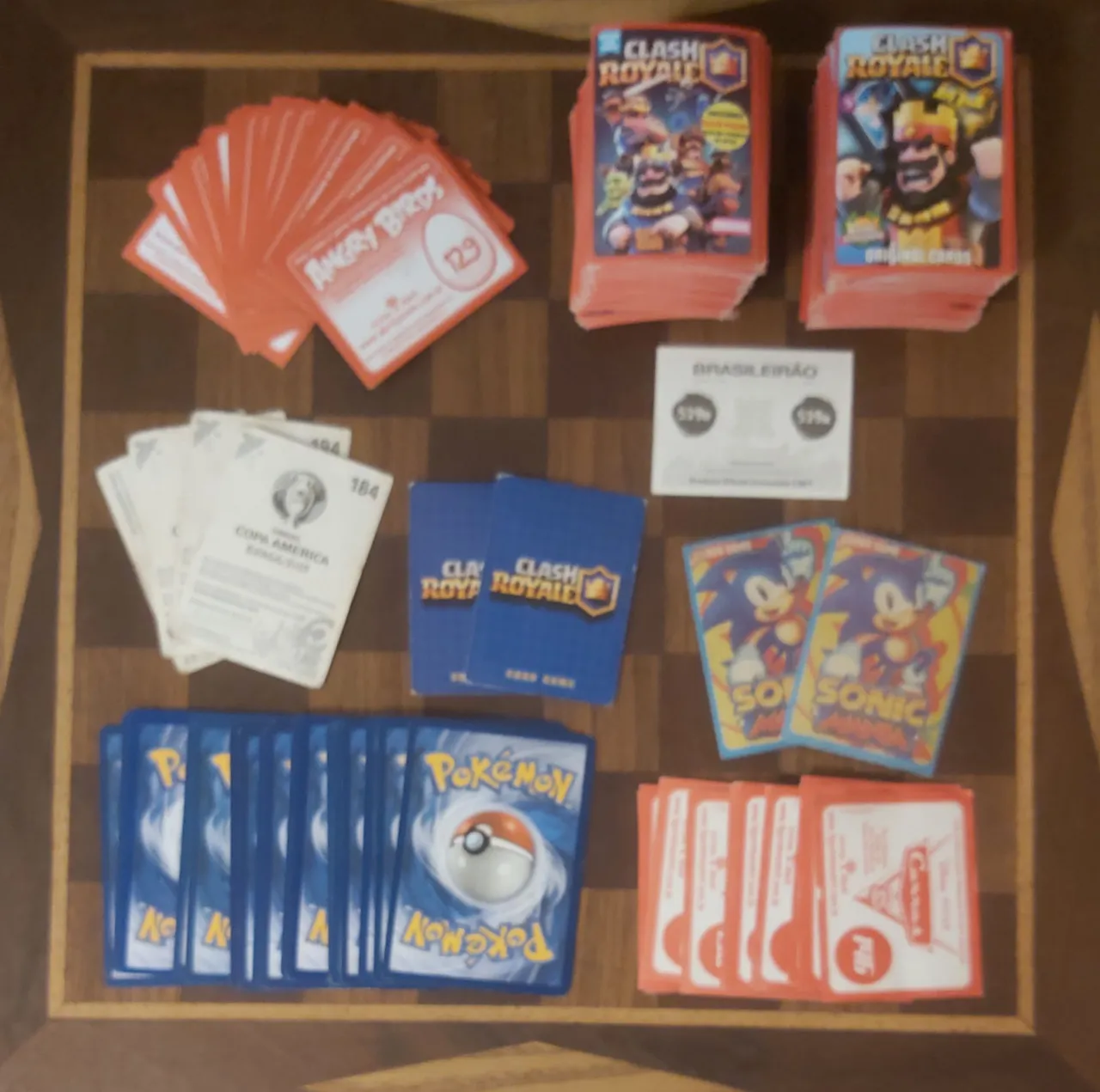 Cards e Figurinhas Clash Royale, Pokémon, Angry Birds, Sonic e outros!