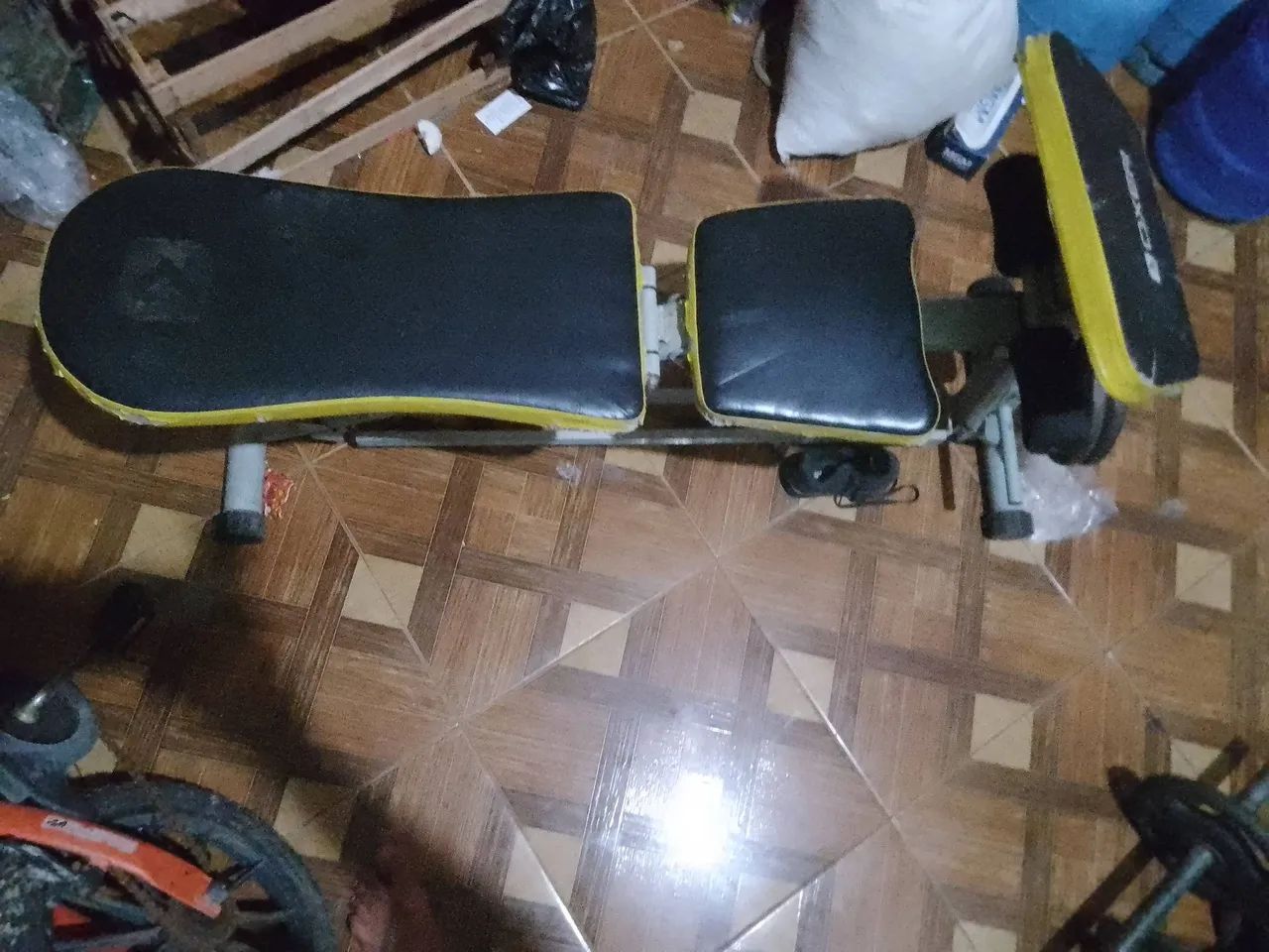 Banco de Musculação de perna, peito braço