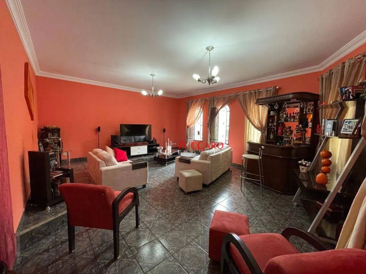 Sobrado com 4 dormitórios à venda, 230 m² por R$ 1.199.000,00 - Jardim Vila Galvão - Guaru - Foto 2