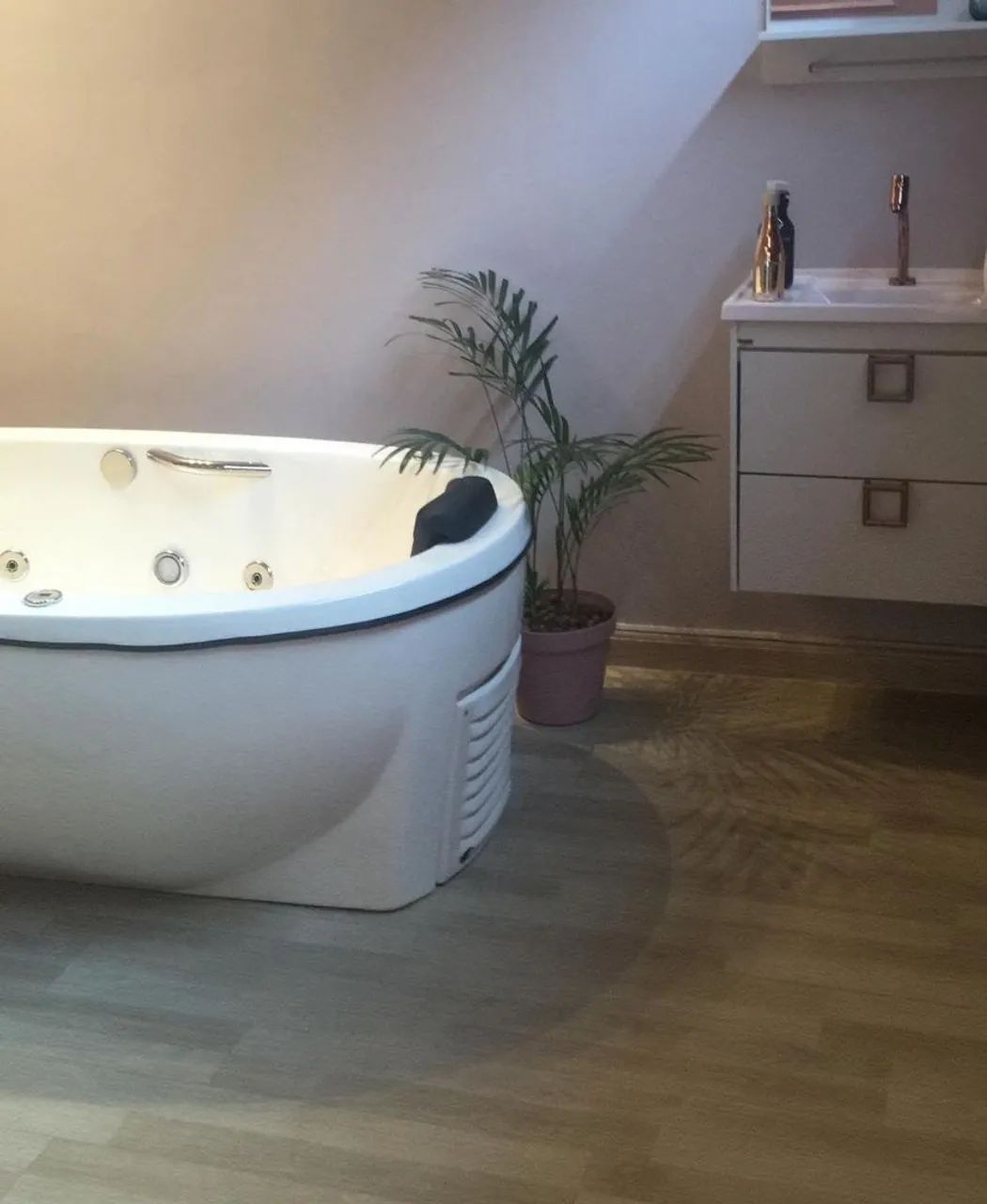 Banheira de Hidromassagem estilo Vitória Completa  - Foto 4