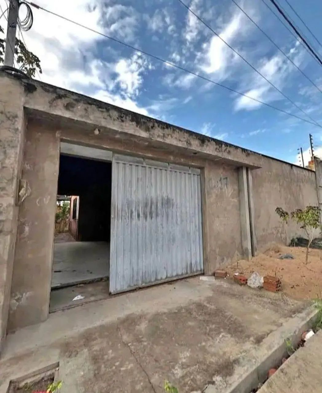 CASA A VENDA NO JAPIIM 