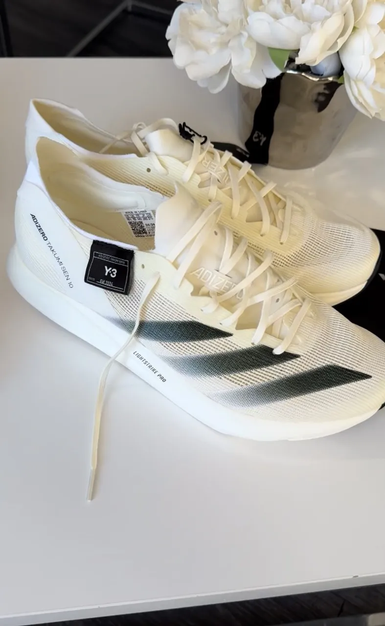 Tênis Adidas Y-3.