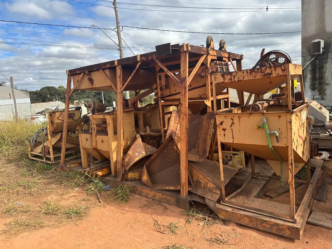 Britagem ( planta de mineração de ouro )