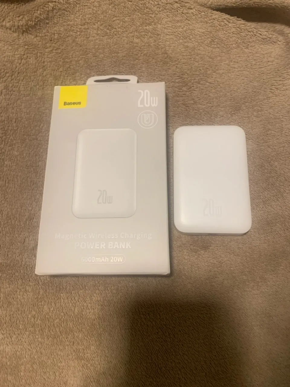 Carregador Portátil Baseus 20W com Carregamento Wireless Magnético 5000mAh