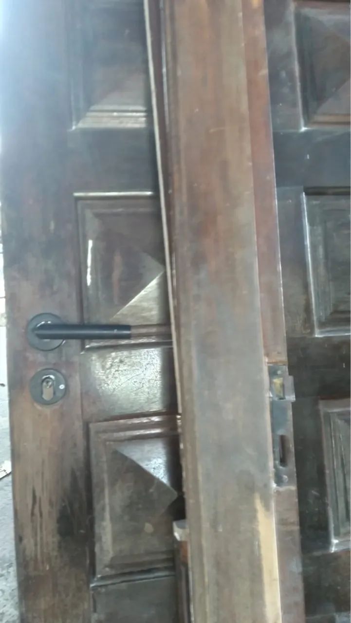 Solid Wood Door – Complete64739518111875121