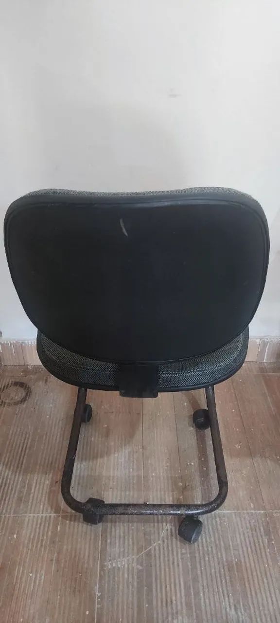 Cadeira de escritório com rodinhas