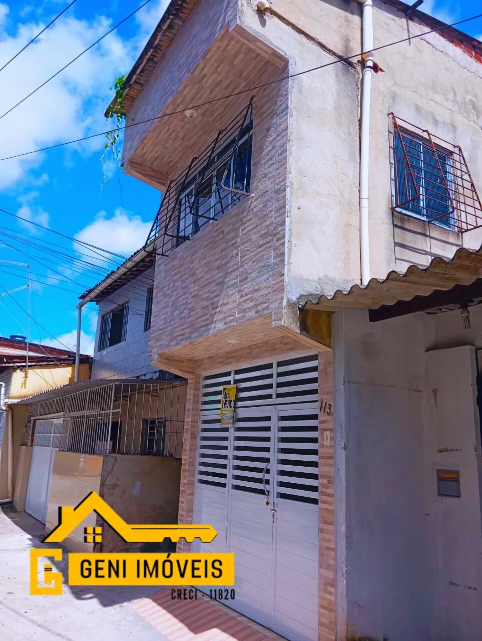 Casa à Venda ou Aluguel no Curado IV com 3 quartos Recém-Reformada!