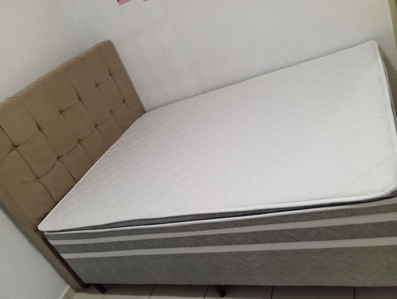 Cama com cabeceira - Foto 3