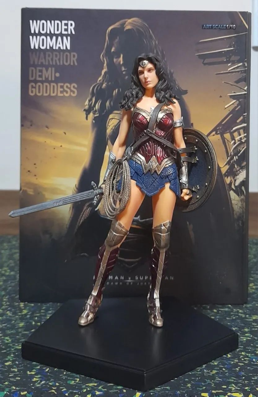 Mulher Maravilha - Batman Vs. Superman - Iron Studios 1/10 - Foto 3